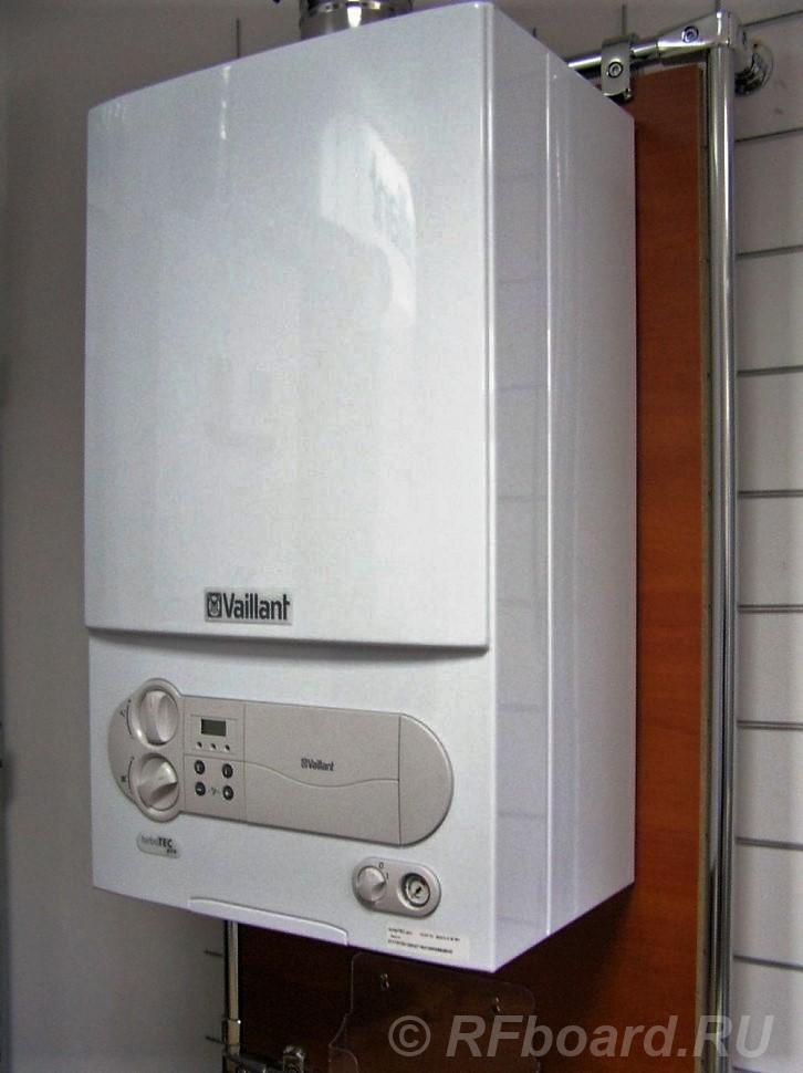 Настенный газовый котел Vaillant. Саратовская область,  Саратов